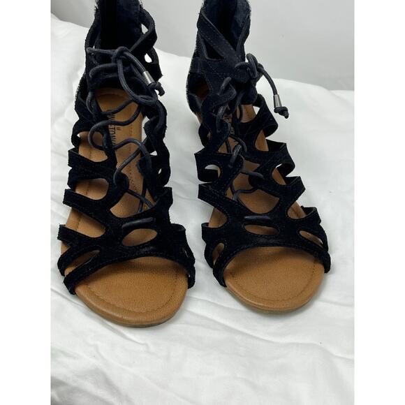 Minnetonka Sandals Black Suede Women’s Size 8 Slip On  Comfort Summer Shoes Flat - Picture 3 of 11